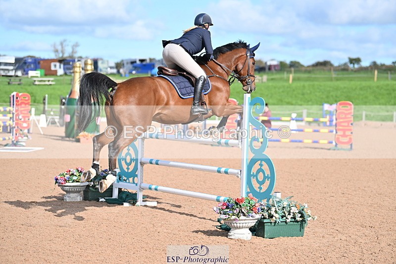 231015A-124652-07996 - Cls 30 Foxhunter & 1.20m Open