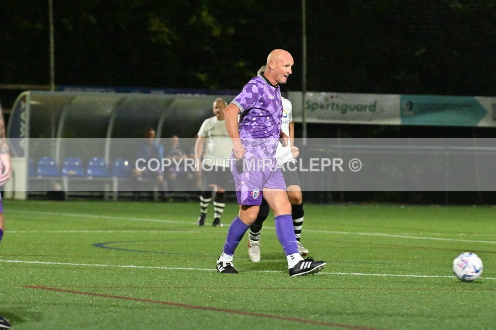 AM3_2386 - England v Devon veterans