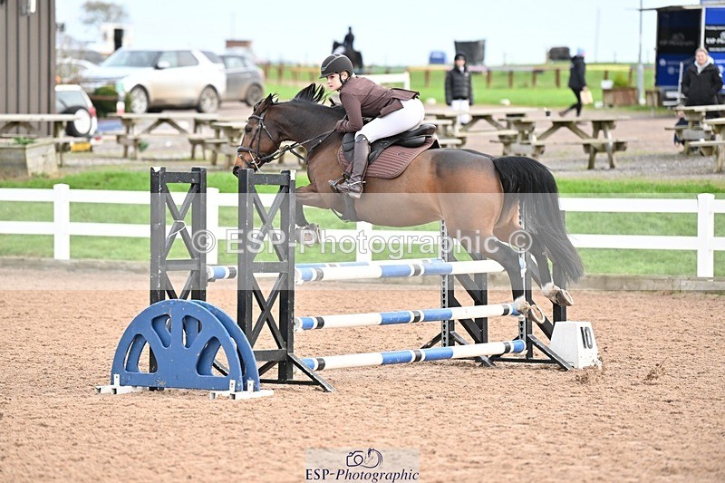 241117X-100143-03554 - Cls 09s Pony intro 90cm