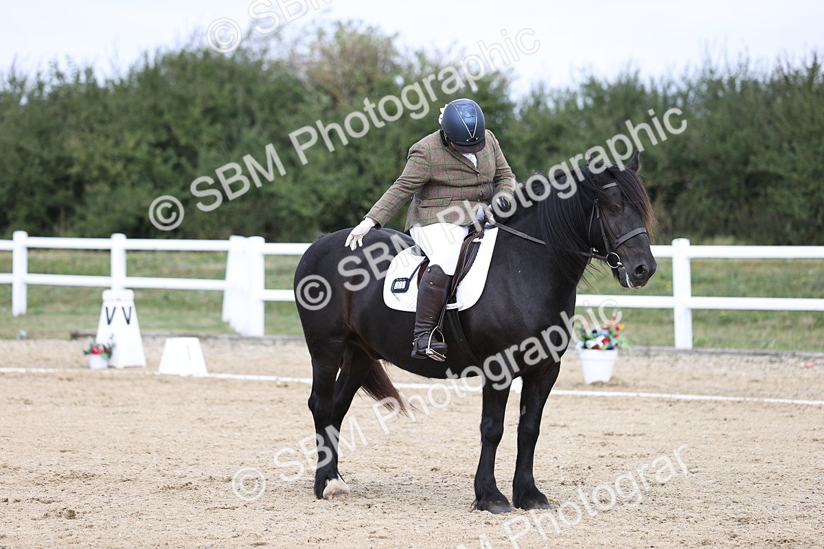 SBM_016754 - Class 14 Novice 23 - 11.53-12.56