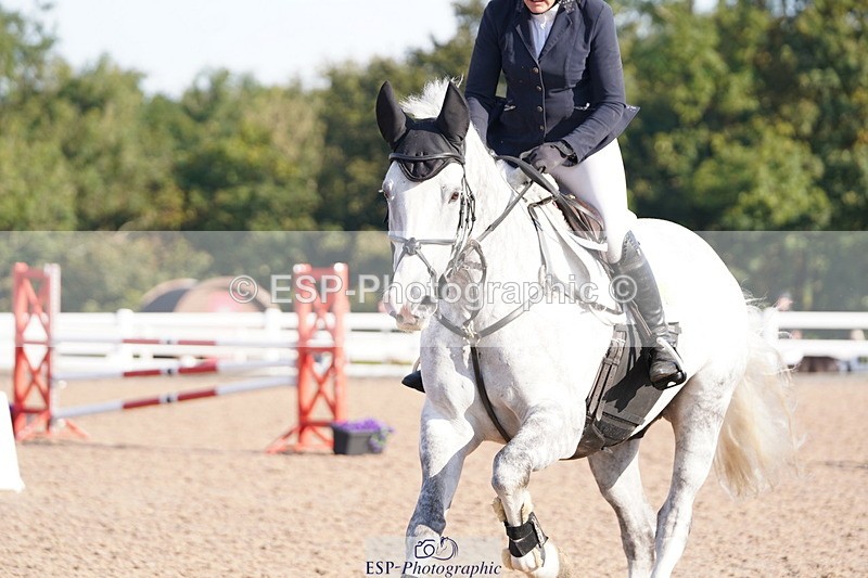 240915A-091528-08570 - Cls 31 Snr British Novice and 90cm Open
