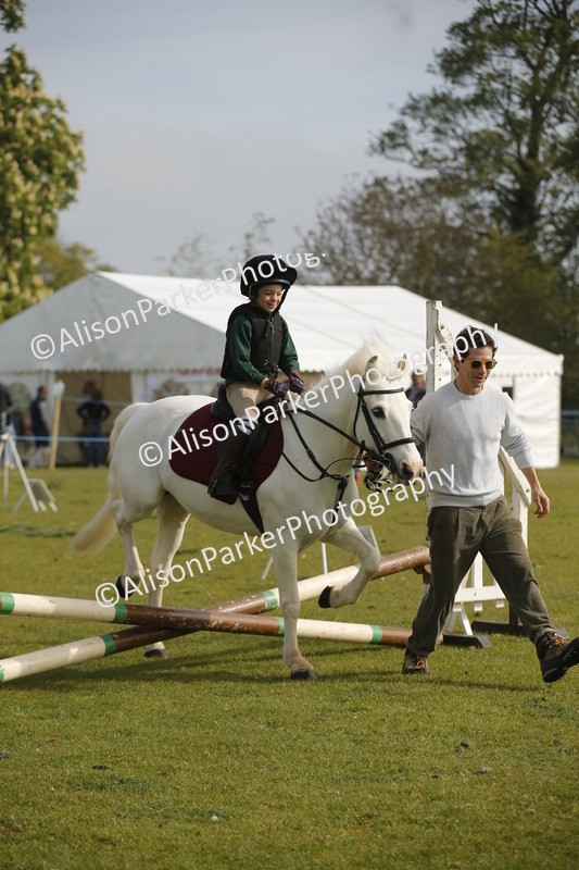 20260426-0995 - Class 1 - Mini Jumping - Lead rein or Assisted