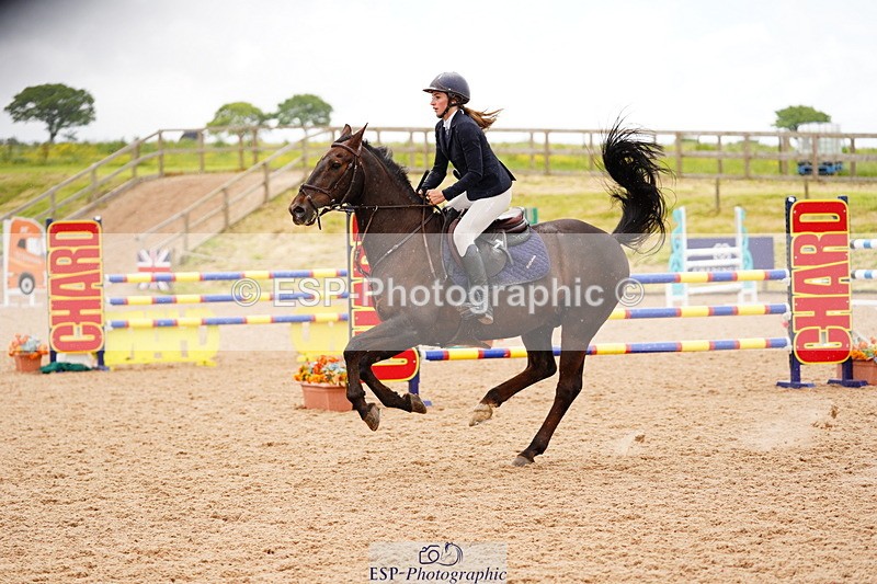 240526A-120334-07936 - Cls 26 Chard Equ 1.05m and 1.10m Grand Prix