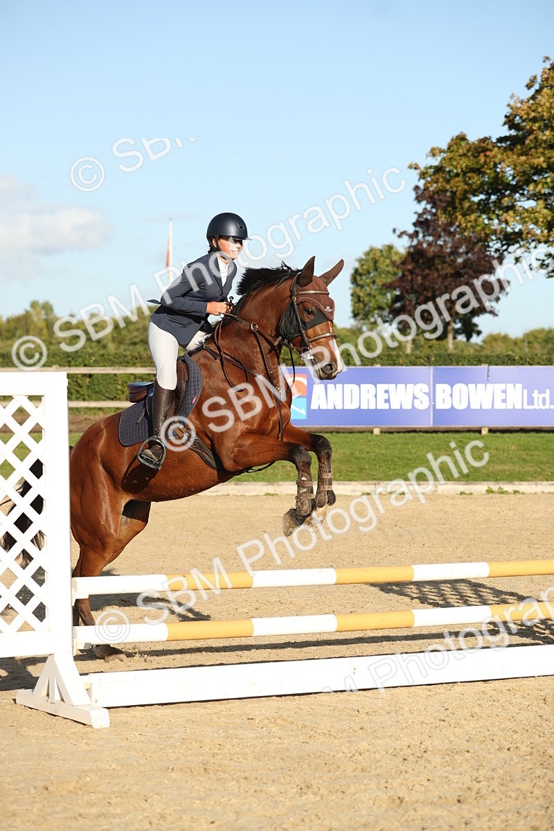 SBM_54017 - J23 - Junior Horse 70cm Championship