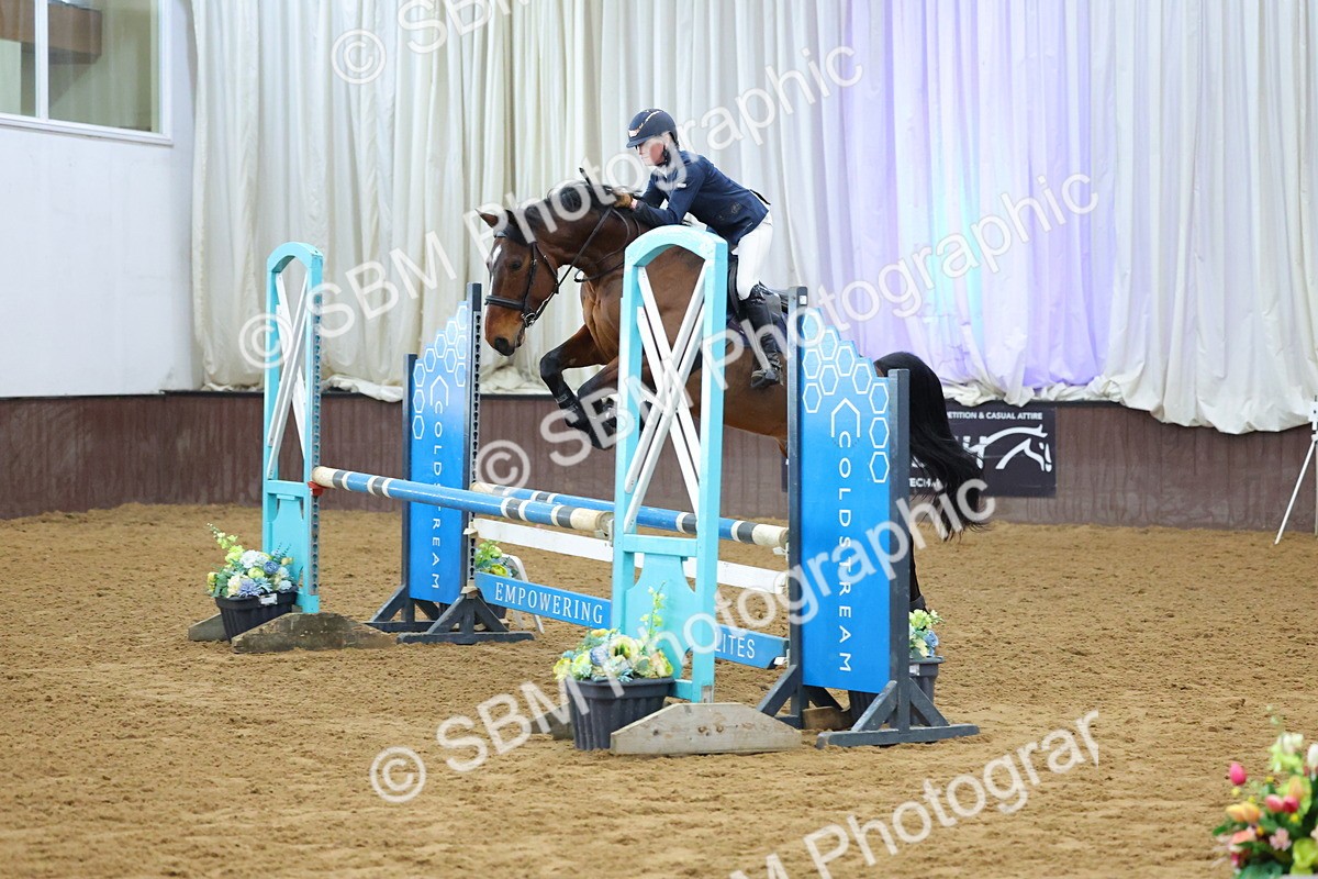 SBM_010064 - Class 21 - Nupafeed Supplements Senior Discovery/ 1m Open - First Round (1.00m)
