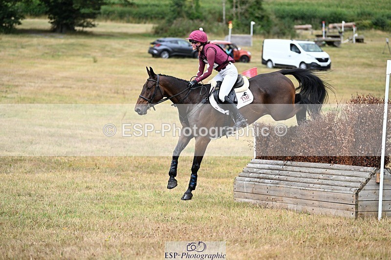 250803A-141109-15196 - O-651-Georgie.Selley-TMF.THUNDER