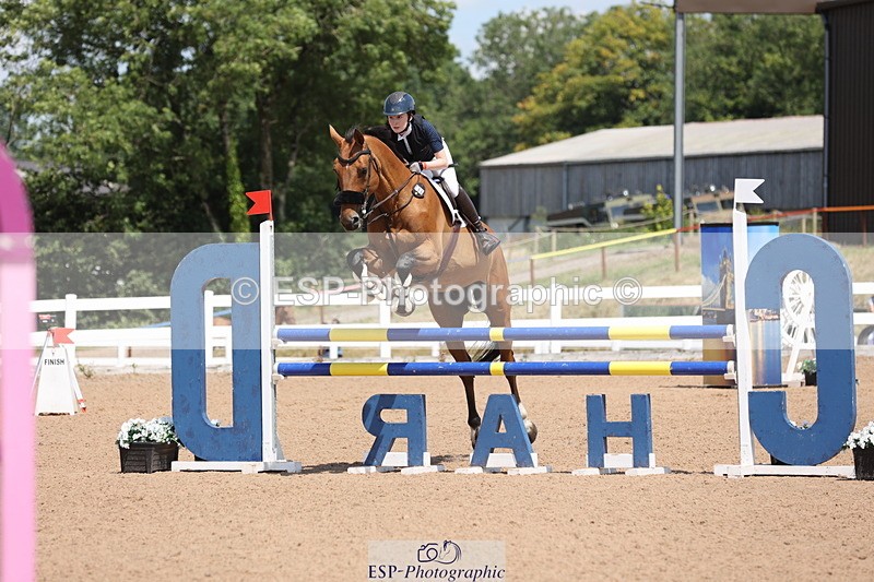 240718A-130410-05377 - Cls 9, 1 Star Bronze Tour 1.10m