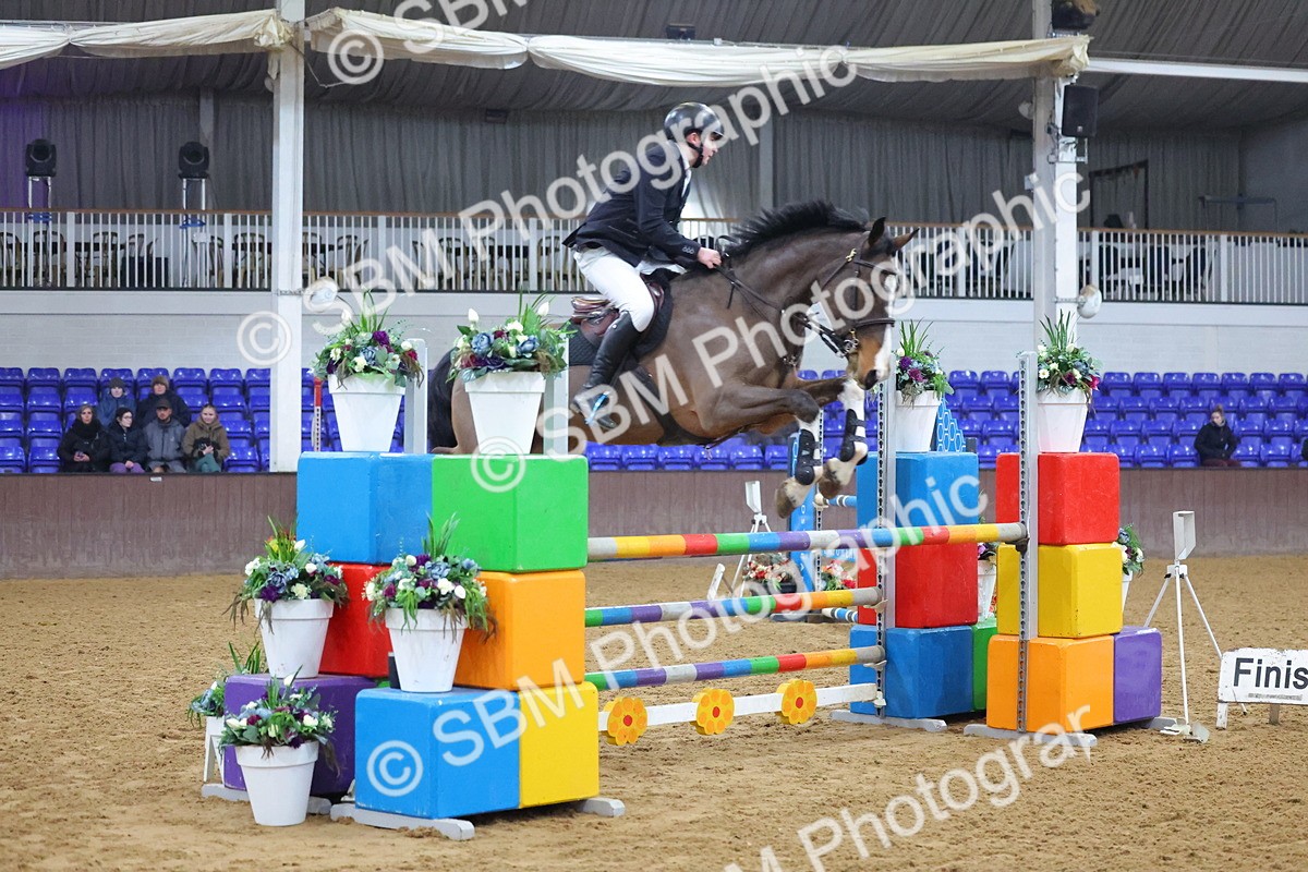 SBM_001851 - Class 15 - Senior Newcomers - First Round (1.10m)