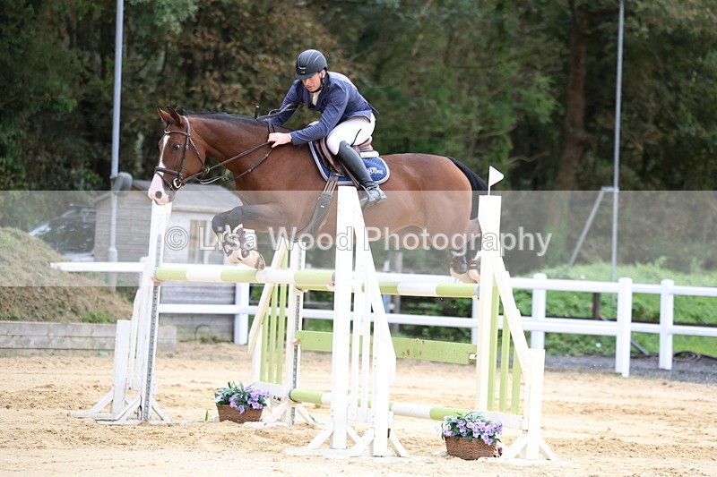 3E7A3491 - Class 9: Senior Foxhunter/1.20 open
