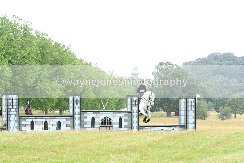 IMF_1473 - Time at Castle Jump 09:18 to 10:15