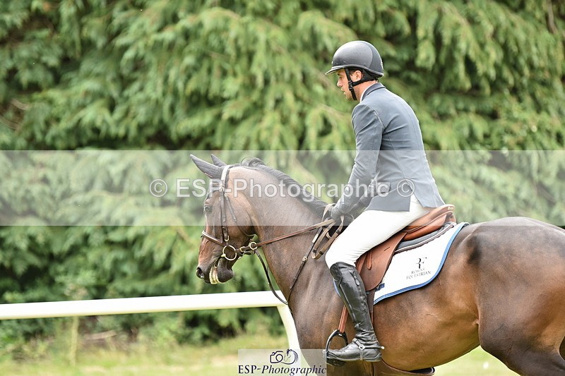 260704A-101644-12712 - Cls 41 Snr Fox inc 6 Year Old