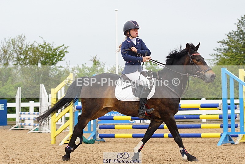 230513A-083932-00167 - Cls 1 Pony Intro 70cm