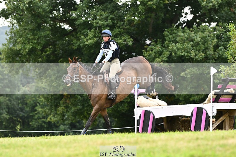 240825X-181358-38169 - 80cm XC 17.30 to End