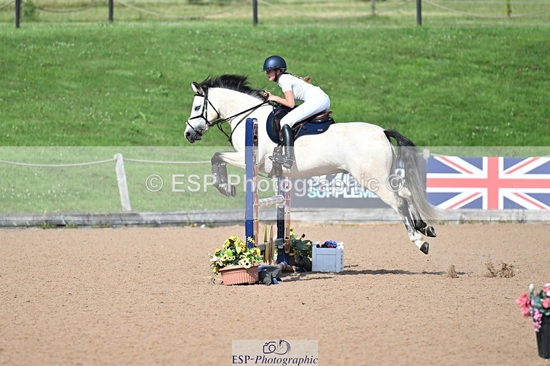 260626-165216-00673 - Cls 2 Pony Intro 90cm