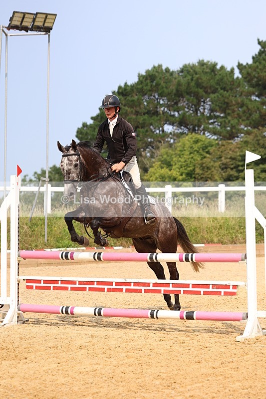 3E7A1230 - Class 4: Senior British Novice/90cm open