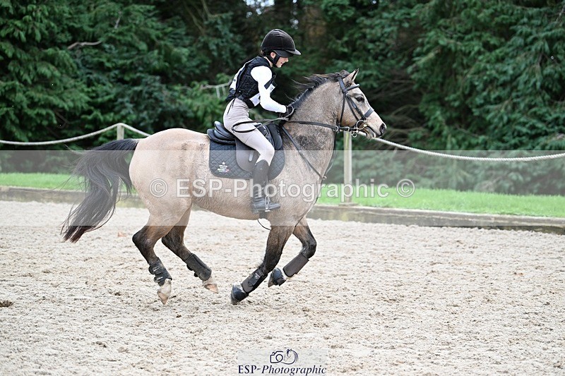 241117-140510-04416 - Cls 3 90-95cm 14.00 to 15.00