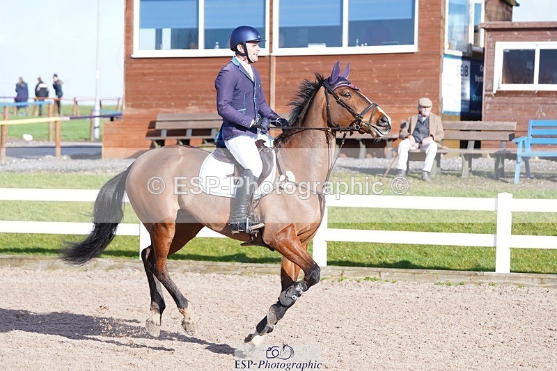250222-150436-02383 - Cls 15 Foxhunter and 1.20m Open