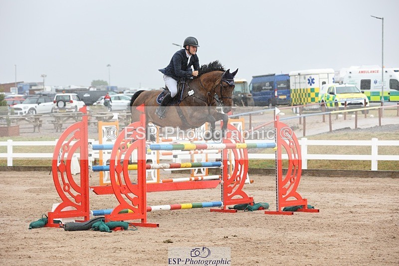 250717-140640-05783 - Cls 1, 3 Star Small Tour Start to Break