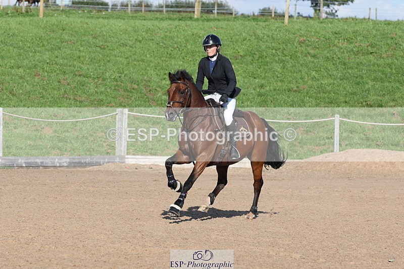 230915A-160115-03011 - Cls 6 Snr 1.05m Derby