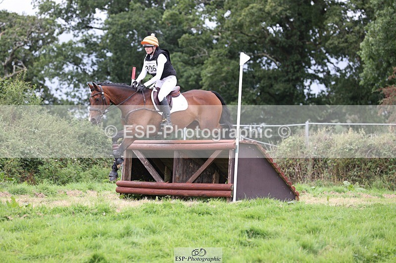 230820X-142918-3798 - BE100 XC 14.00 to 15.00 End