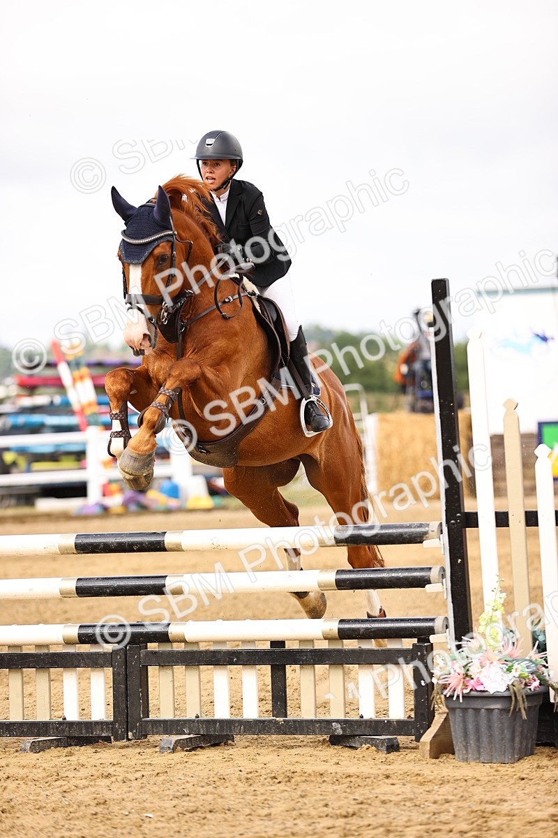 SBM_012805 - Class 13 - Senior British Novice - 90cm Open