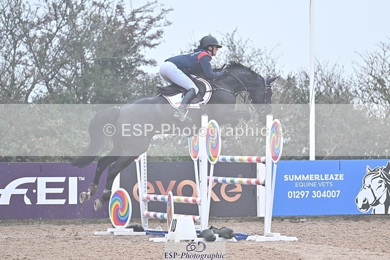 251029-114614-00380 - Newcomers and 1.10m