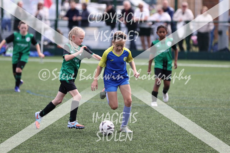 1DX30943 - Sat 13th U9 Girls