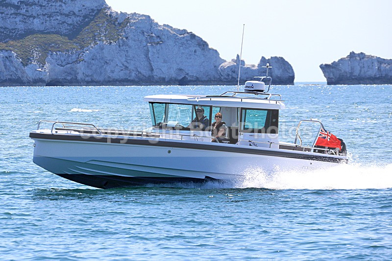 180630 TARON 1Y3A6171 - Motorboats - Hardtop