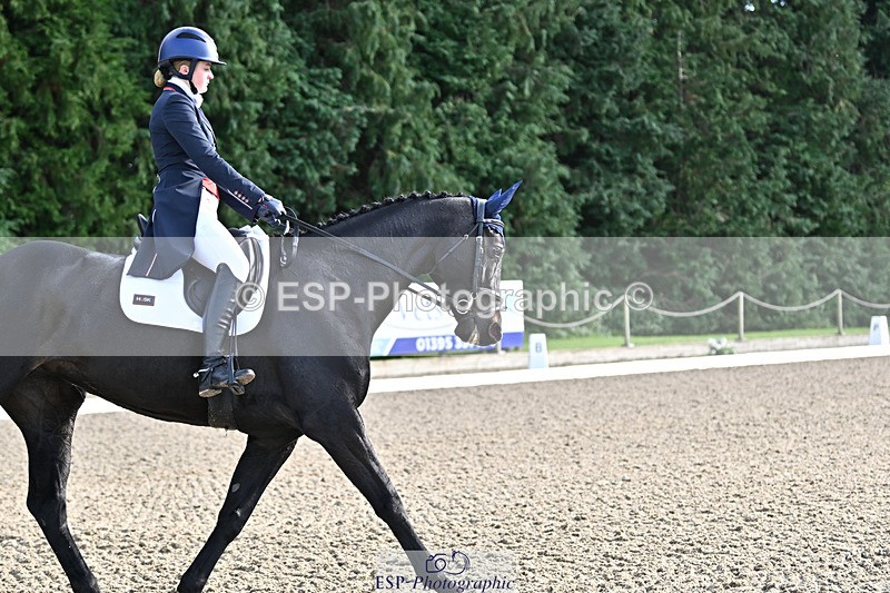 241023-143619-00555 - 002-Ellie.Fredericks-BRITANNIA'S.OLIVE