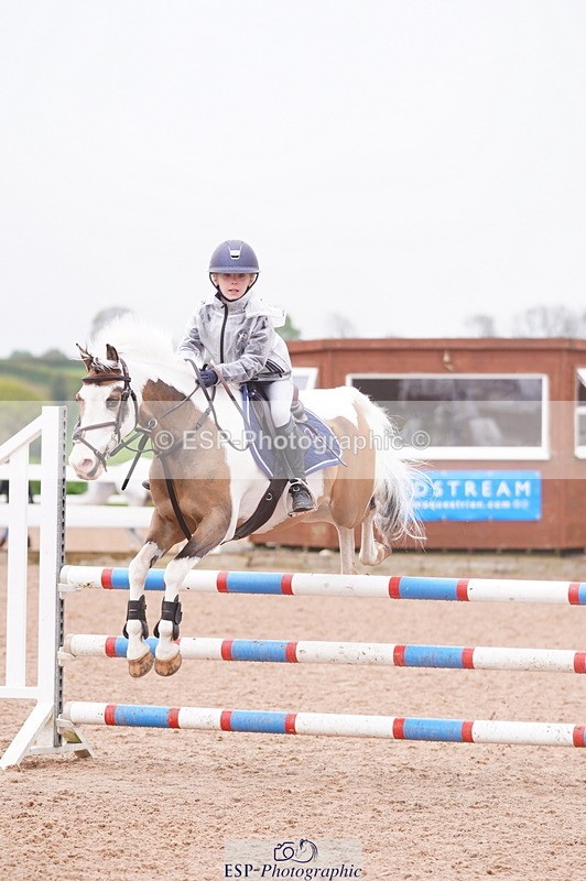 240505A-132620-06071 - Cls 18 & 19 Club & Schools 90cm