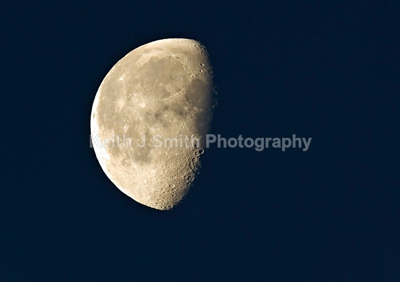 YR6M9518 (RM) - While your were sleeping