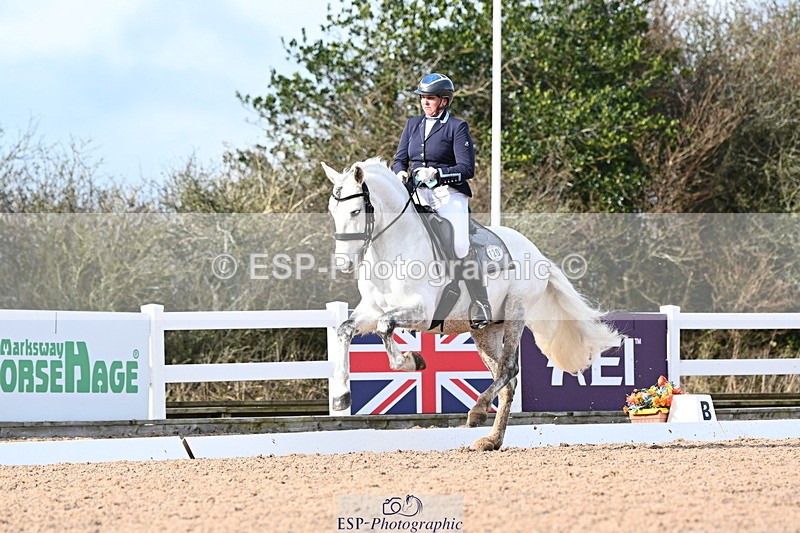 240218A-135534-08505 - 120-PAULA.LEE-Deseado.Santo