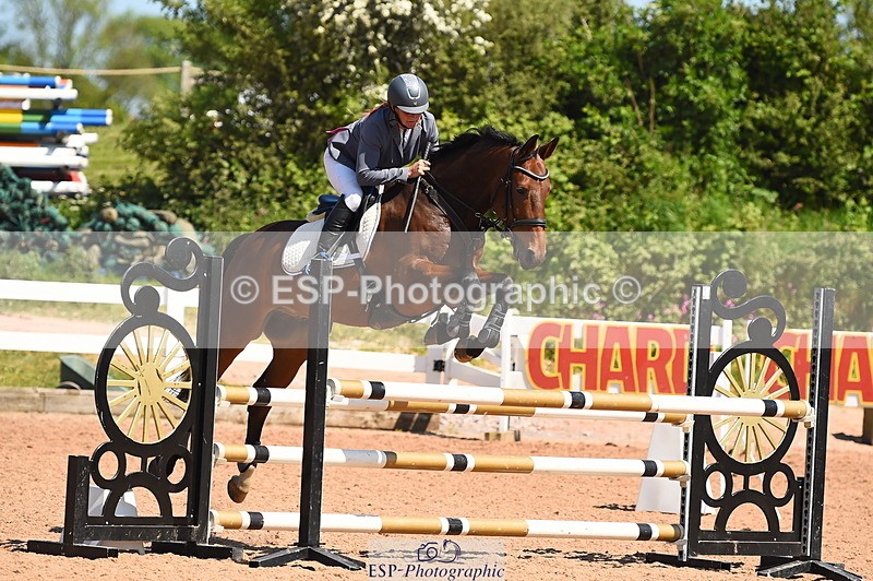 230526A-151058-02052 - Cls 12 1.05m Amateur Quali