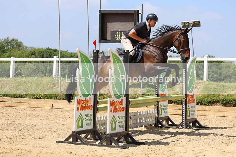 3E7A9763 - Class 8: Senior 80cm