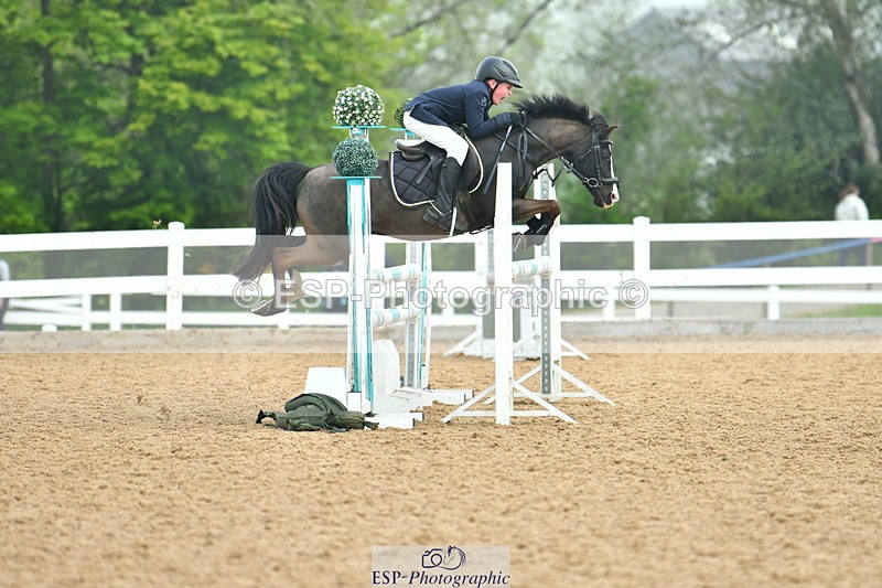 230514A-104707-02330 - Cls 22 Pony Discovery & 90cm Open