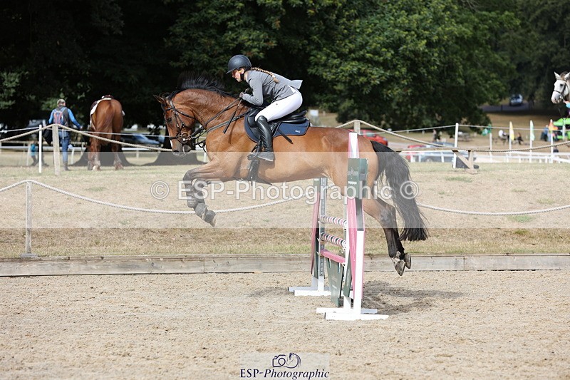 250829A-104044-01187 - Cls 7 British Novice and 90cm