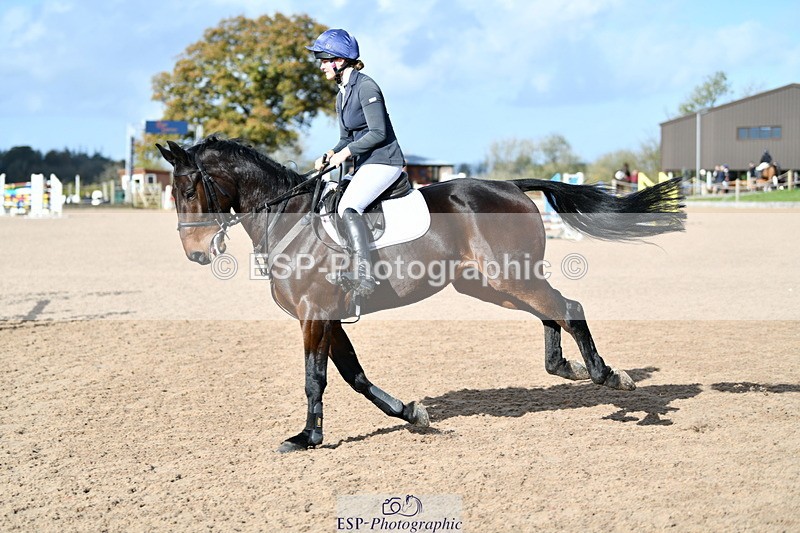 241026A-115809-01088 - SAT Cls 26+27 Club and Schools 90cm