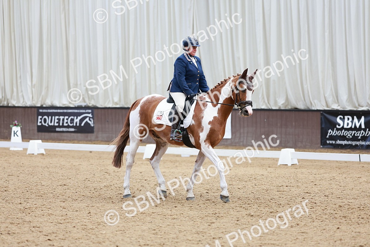 SBM_010049 - Class 6b - Novice 6 - 12.40-13.43