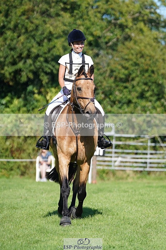 240811A-170908-06552 - 422-