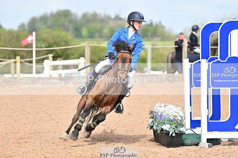 240506A-111056-08448 - Cls 3  Pony Discovery & 90cm Open