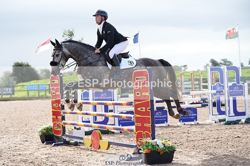 250913-101838-06125 - Cls 14 Snr Newcomers