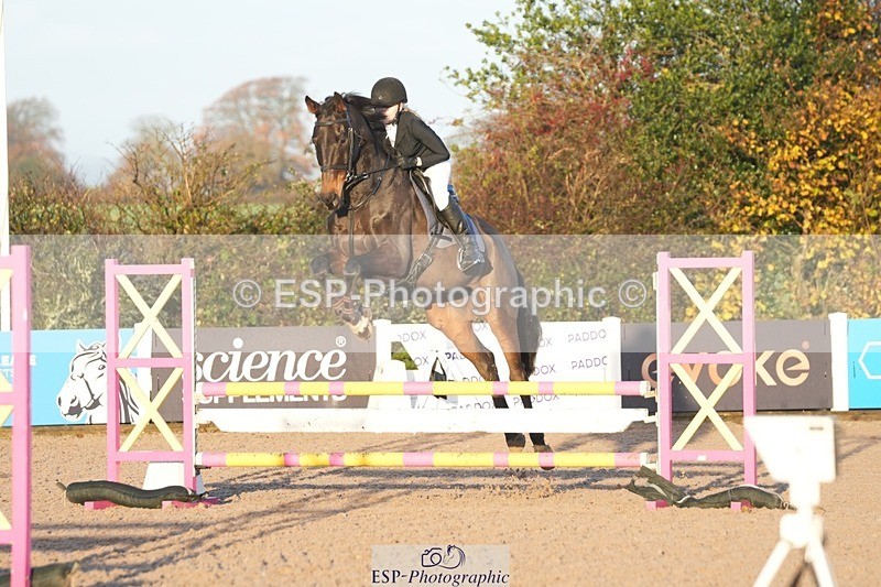 251108-080611-01725 - Cls 8 Clear Round