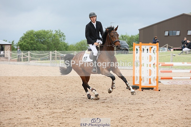 250524-114040-04539 - Cls 14 Snr Newc 1st Rnd