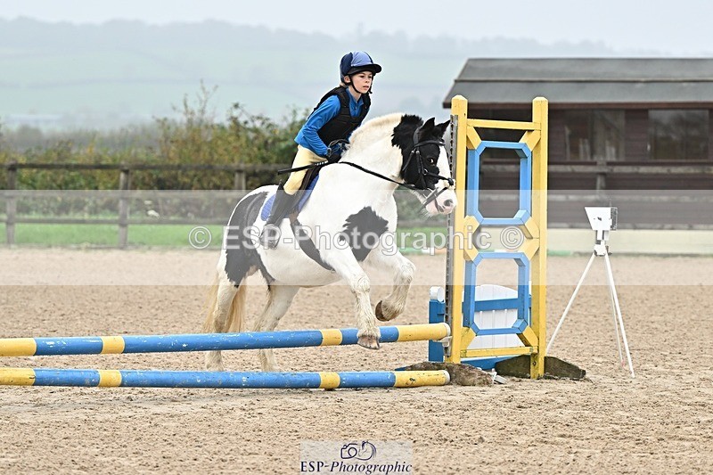 241110-095248-00109 - 40cm Showjumping
