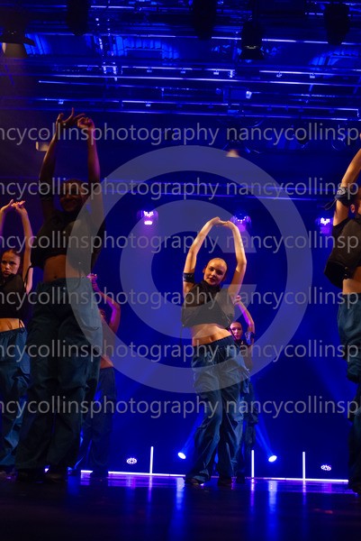 01619 - Noughtie Girl