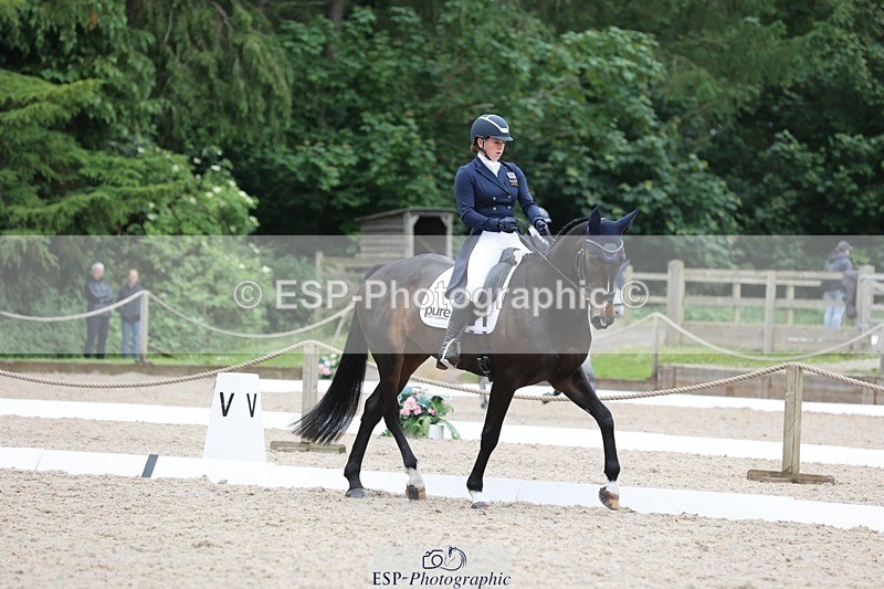 240524-164011-11095 - 372-PENCOS_CROWN_JEWEL-Millie_Juleff