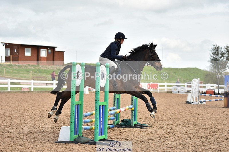 240423A-164730-00277 - 70cm