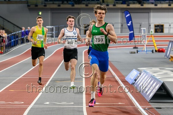 Age26SUN-919285 - Track Male Set One