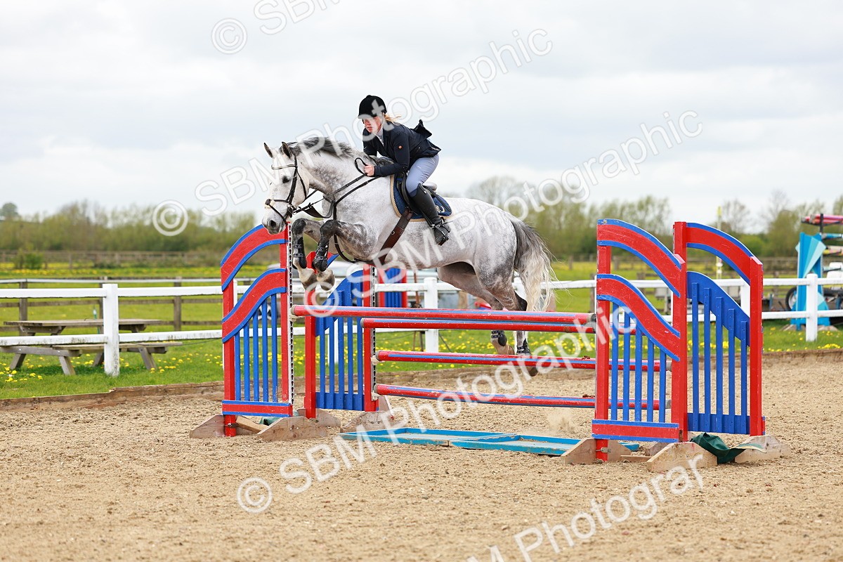 SBM_002551 - Class 10 - Senior Newcomers - 1.10m