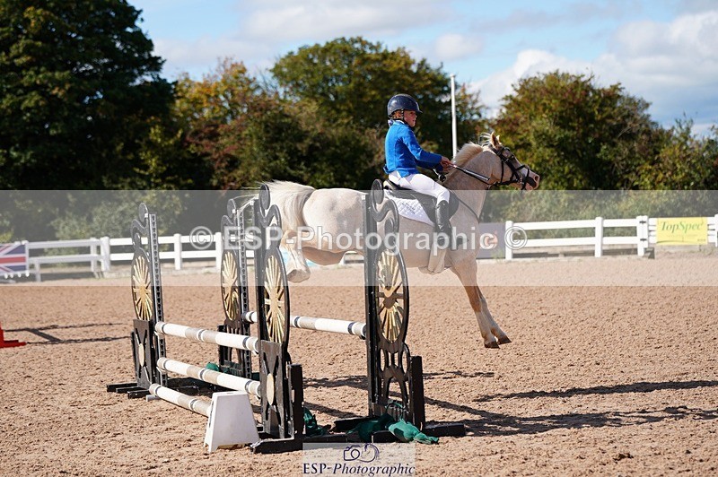 250921-113722-02751 - Cls 21+22 Club and Schools 70cm